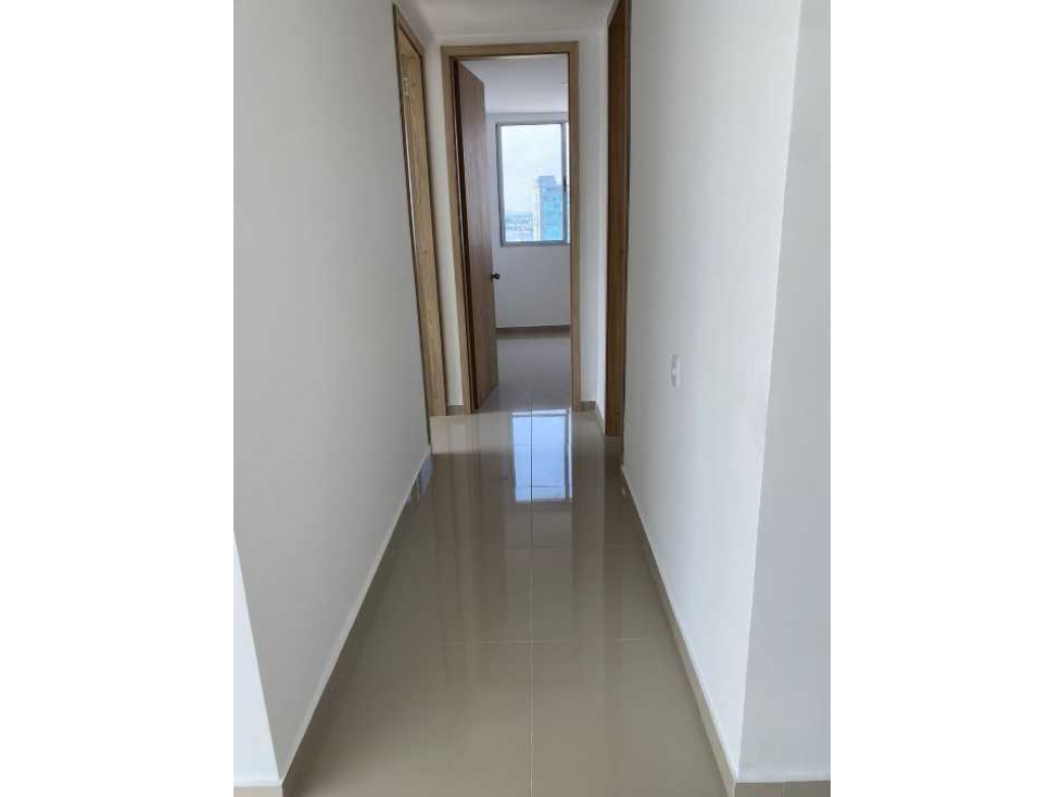 ARRIENDO APARTAMENTO EN MANGA, EDIFICIO CRUX