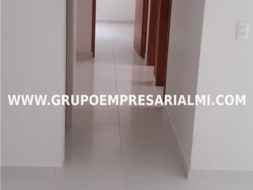 HERMOSO APARTAMENTO EN VENTA - SECTOR SAN JOSÉ COD:28063