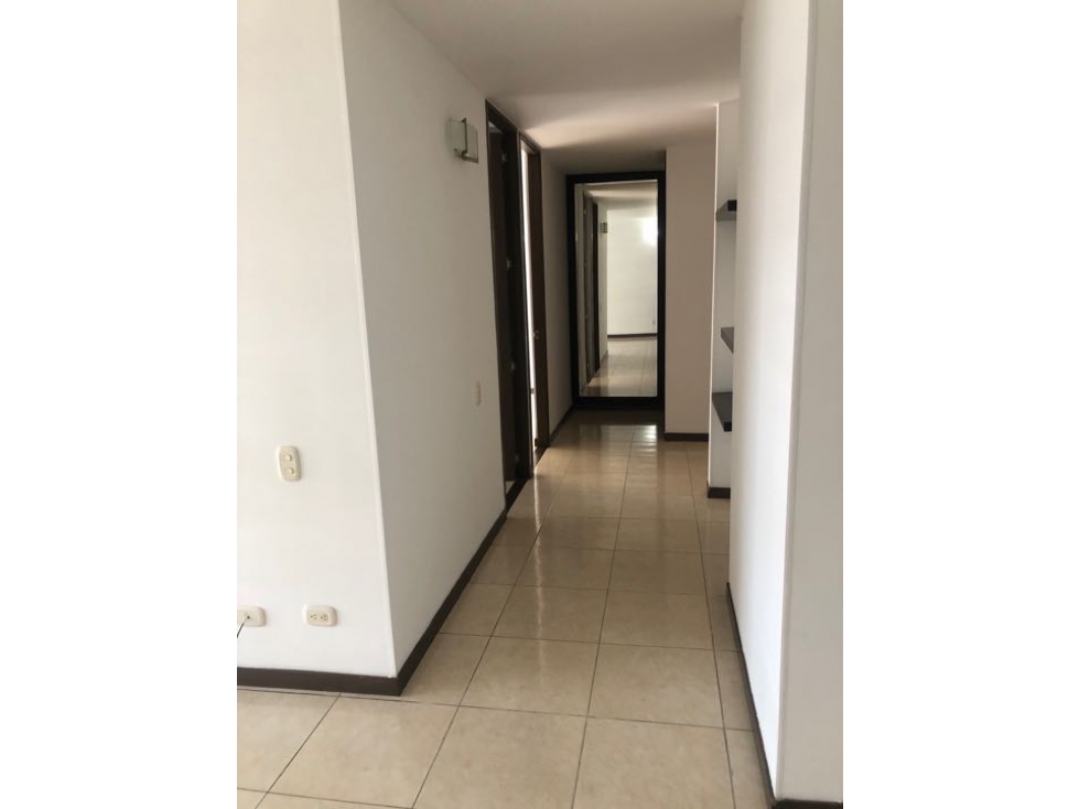 SE VENDE APARTAMENTO EN LA HACIENDA C-AR CW: 6814448