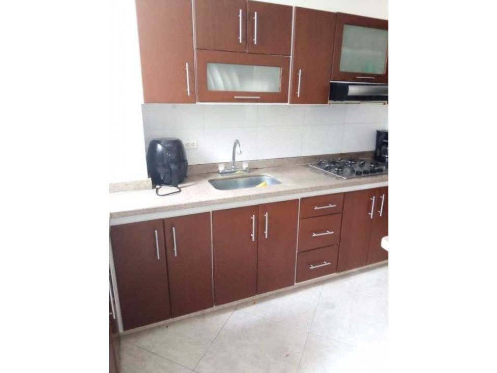 Vendo apartamento en el sur de Cali barrio pampalinda unidad cerrada