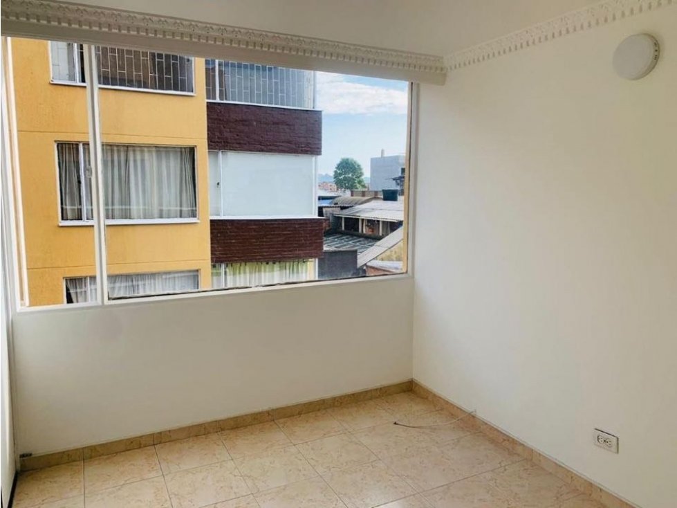 VENDO APARTAMENTO EN ENGATIVA