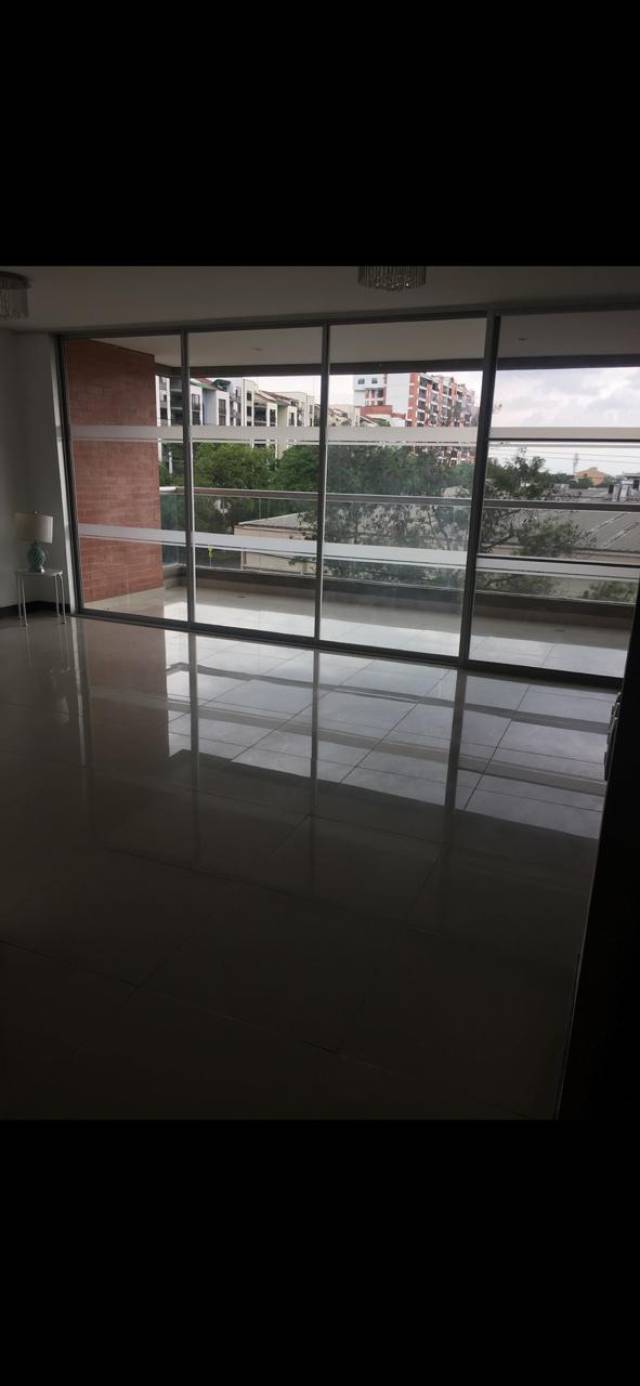 Arriendo Apartamento en Chipichape